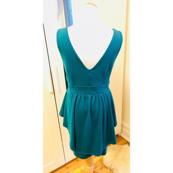 ModCloth Monteau LA Emerald Peplum Jersey Dress Size Large - Picture 3 of 4